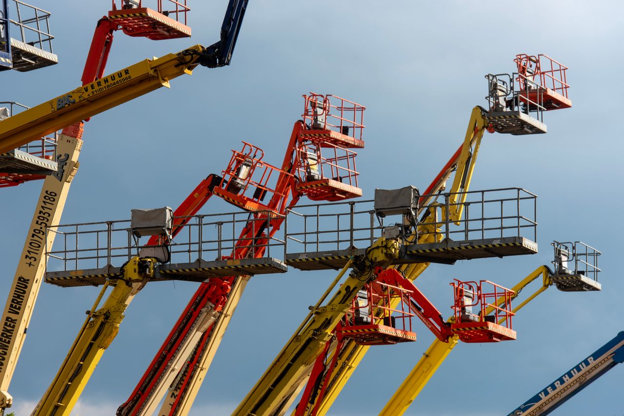 Industrial hydraulic equipment